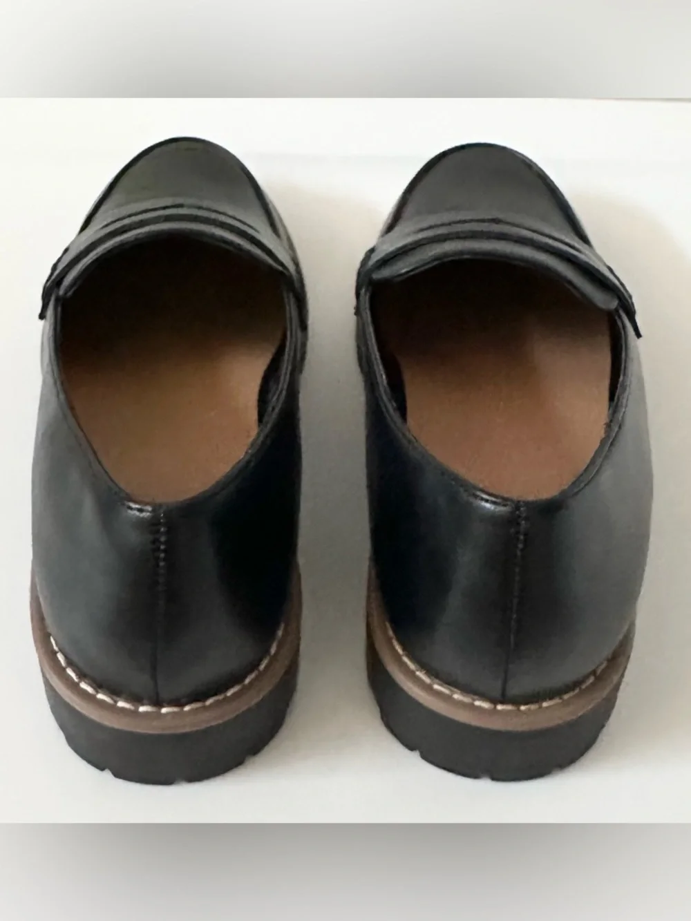 DV Dolce Vita Crisp Black Lug Sole Penny Loafers Women's Size 7 New